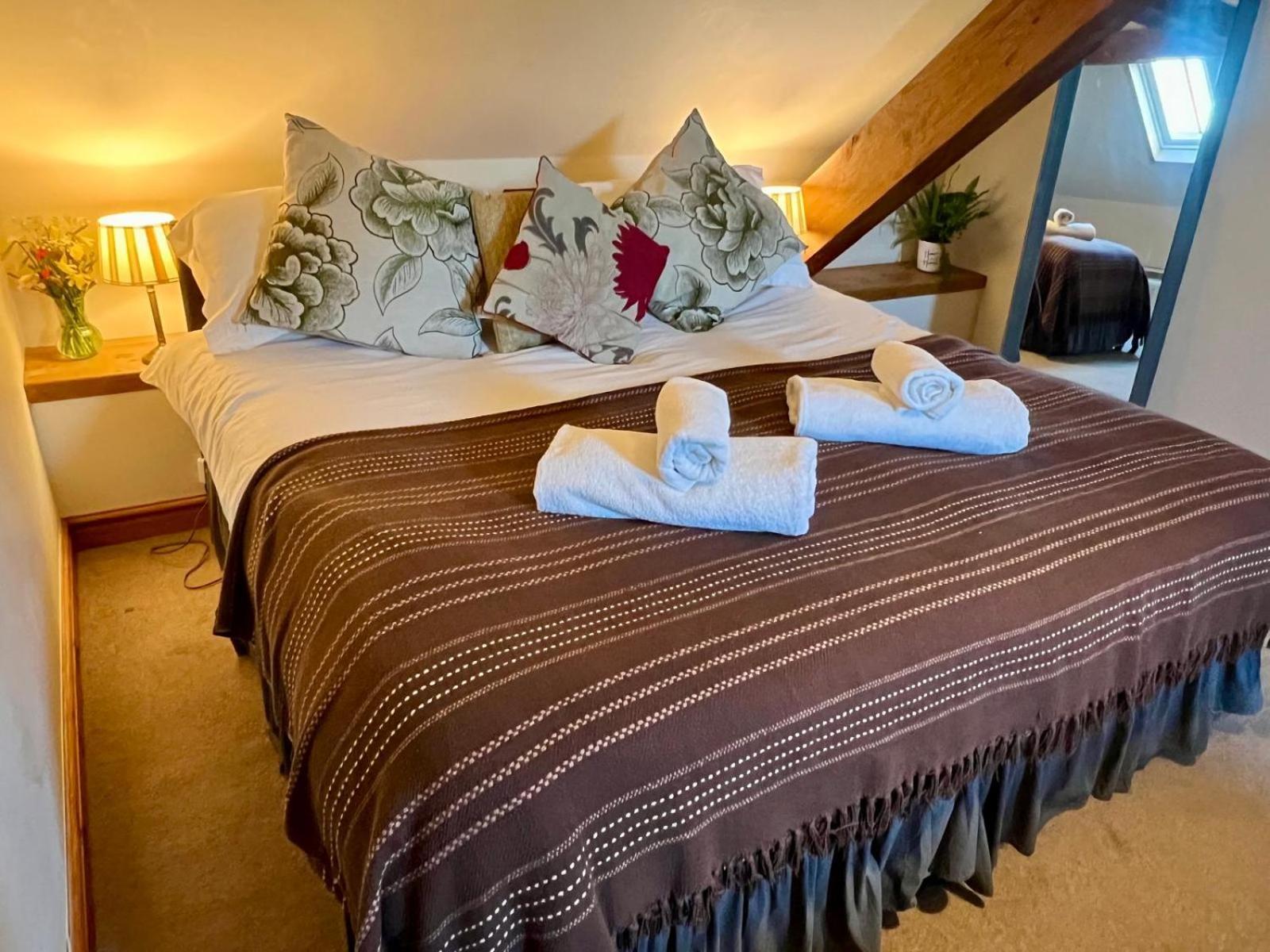 Dolgun Uchaf Historic B&B And Cottages In Snowdonia Dolgellau Εξωτερικό φωτογραφία