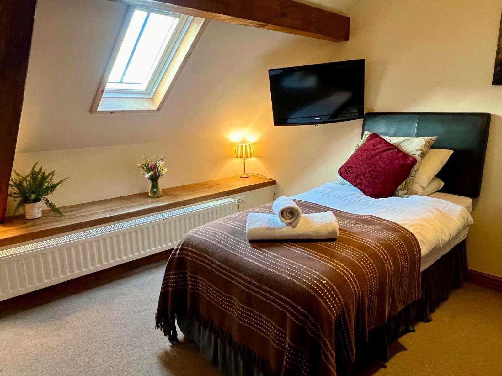 Dolgun Uchaf Historic B&B And Cottages In Snowdonia Dolgellau Εξωτερικό φωτογραφία