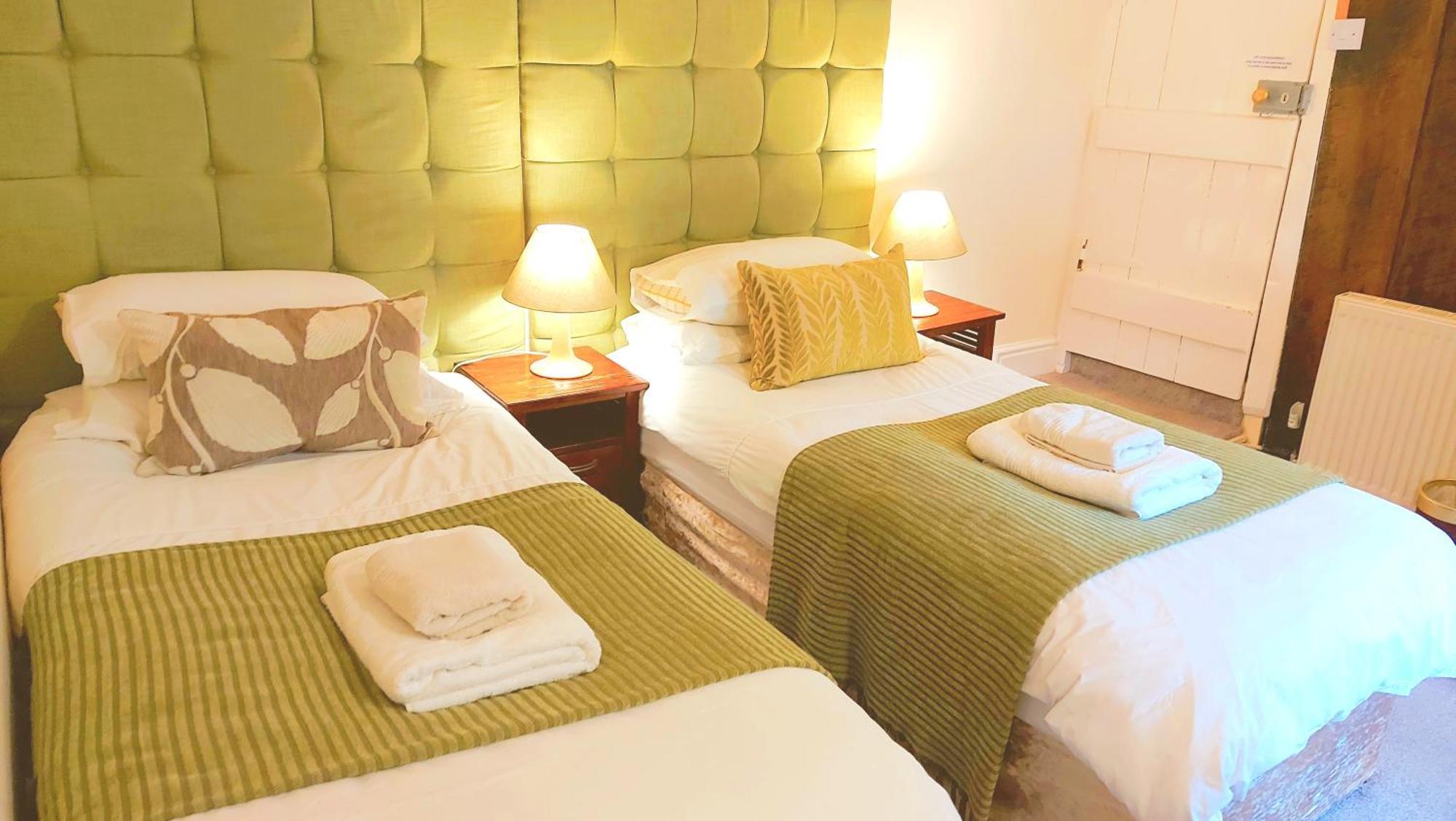 Dolgun Uchaf Historic B&B And Cottages In Snowdonia Dolgellau Εξωτερικό φωτογραφία